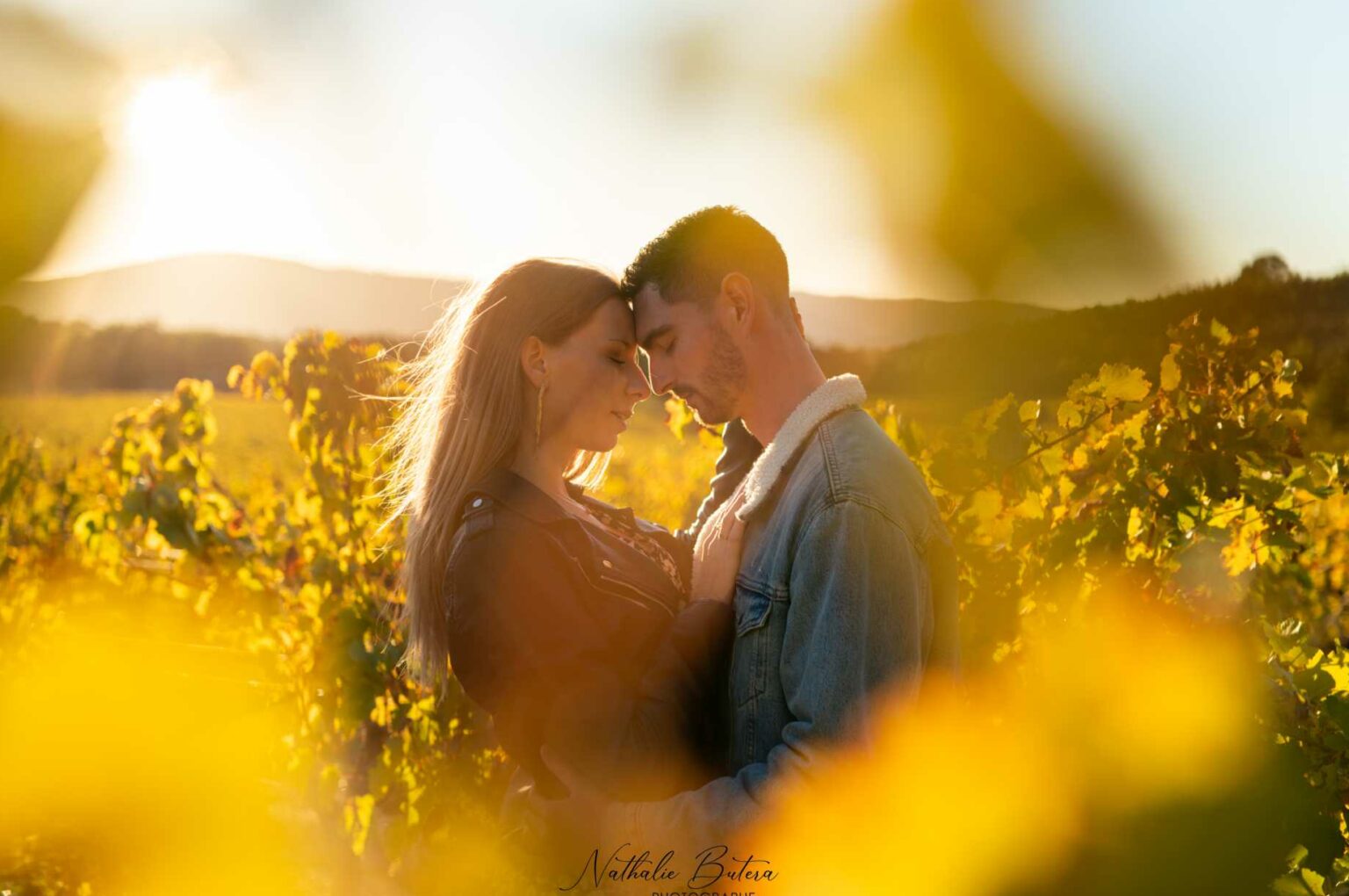 Photographe-couple-engagement-aix-en-provence-marseille-pertuis